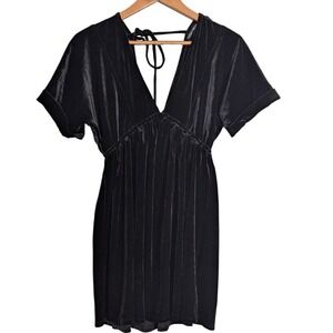 Fashion Nova Gracelynn Velvet‎ Mini Dress Deep V Neck Tie Back Party Cocktail